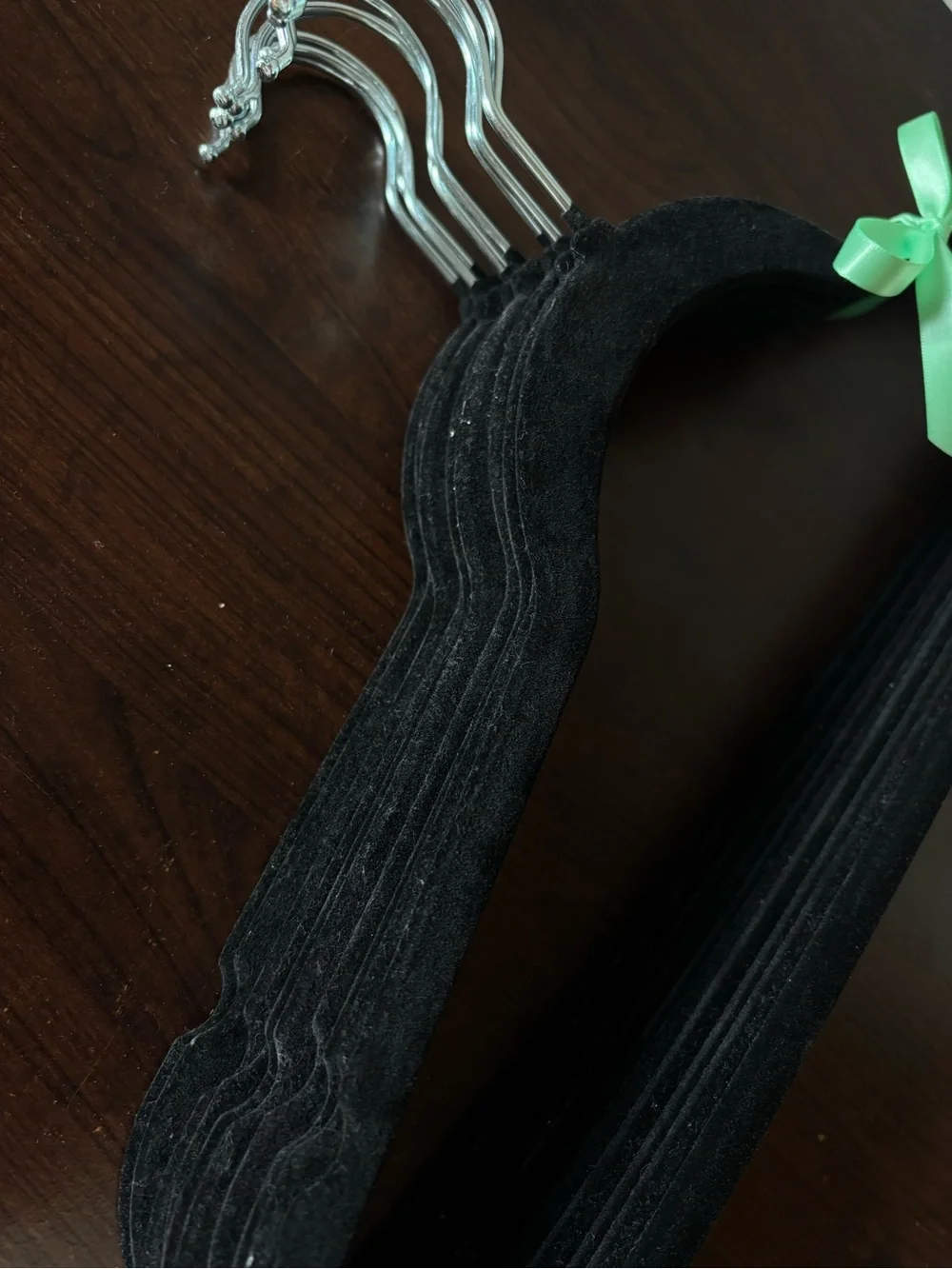 Velvet Non-Slip Clothing Hangers Black